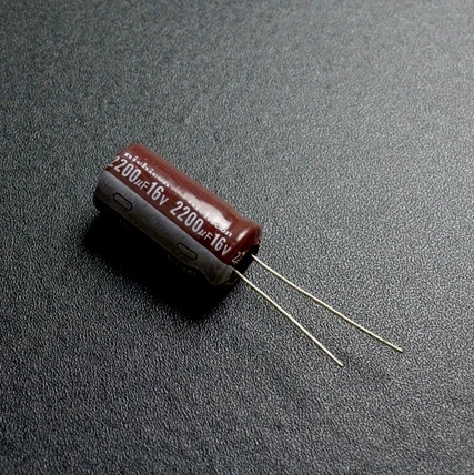 2200uF 16V Capacitor